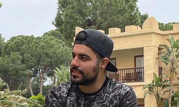 عکس پدر و مادر حامد برادران