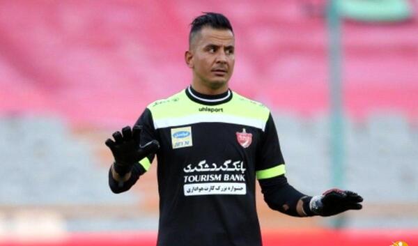 عکس حامد لک در استقلال