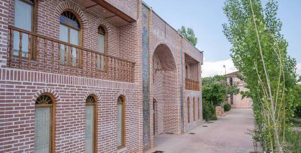 عکس دکتر حسن اکبری