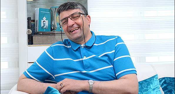 عکس حمید ماهی صفت و مادرش