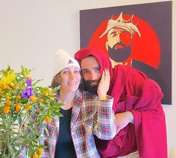 عکس حمید ماهی صفت و مادرش