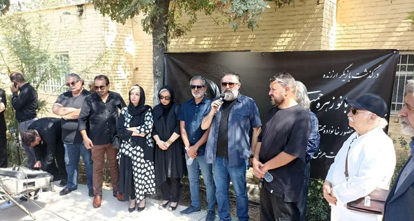 عکس قبر حمید حمیدی