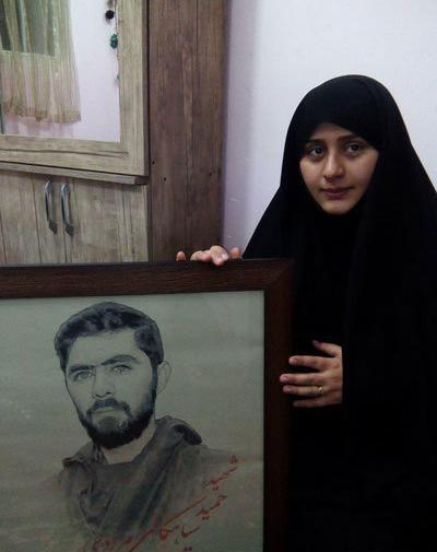عکس زن شهید حمید سیاهکالی مرادی