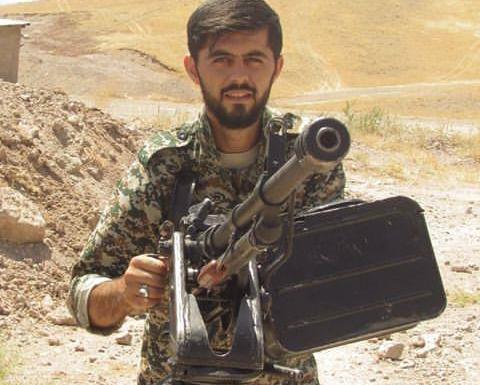 عکس مزار شهید حمید سیاهکالی مرادی