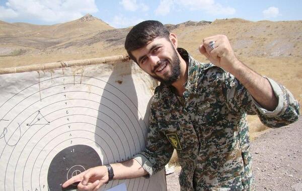 عکس مزار شهید حمید سیاهکالی مرادی