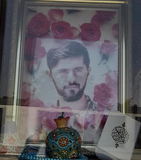 عکس مزار شهید حمید سیاهکالی مرادی