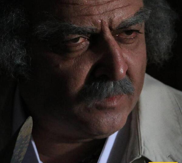 عکس حامد آهنگی در قهوه پدری