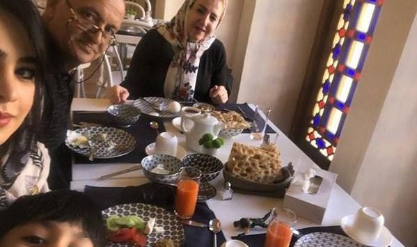 عکس حمید رضا آذرنگ و همسرش