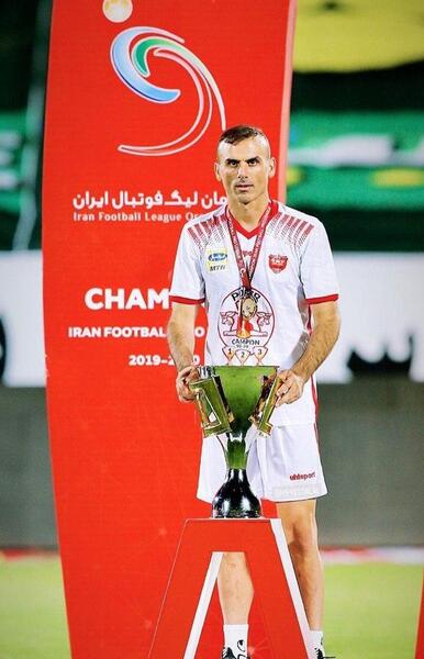 عکس سید جلال حسینی در سپاهان