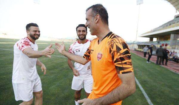 عکس سید جلال حسینی در پرسپولیس