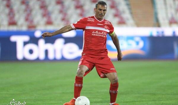 عکس سید جلال حسینی در پرسپولیس
