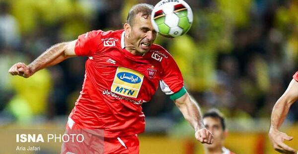 عکس سید جلال حسینی و دخترانش