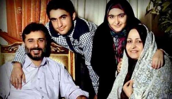 عکس جواد هاشمی در استخر