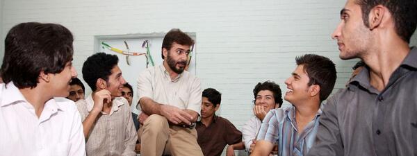 عکس جواد هاشمی در استخر