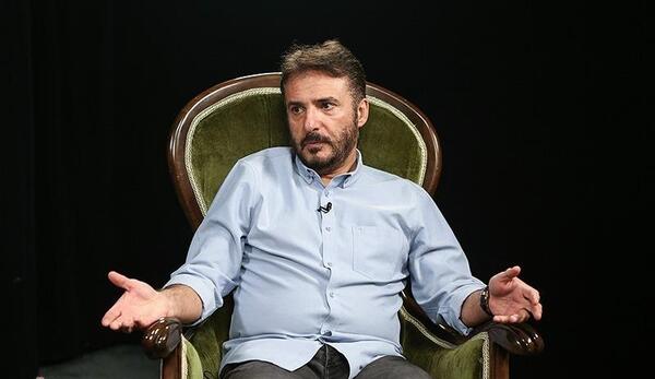 عکس جواد هاشمی در استخر