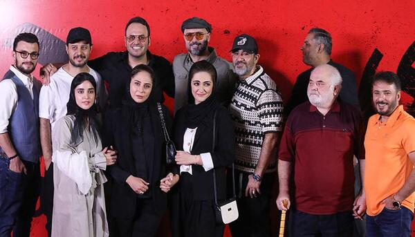 عکس سید جواد هاشمی در استخر
