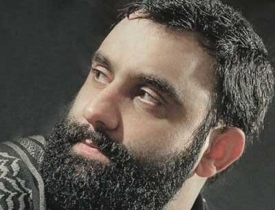 عکس جواد مقدم با موهای بلند