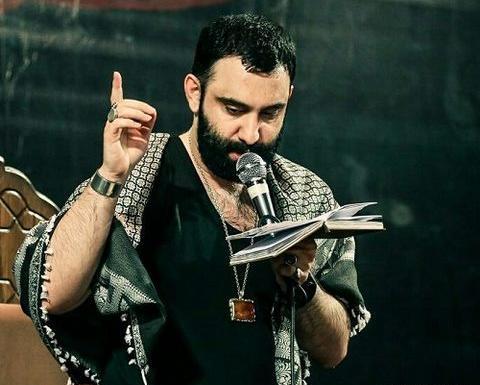 عکس جواد مقدم با موهای بلند