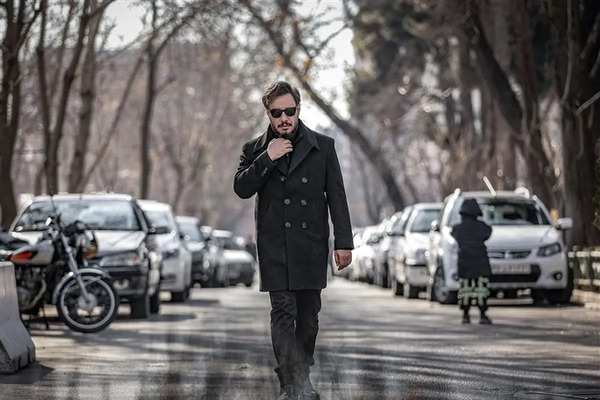 عکس پروفایل جواد عزتی