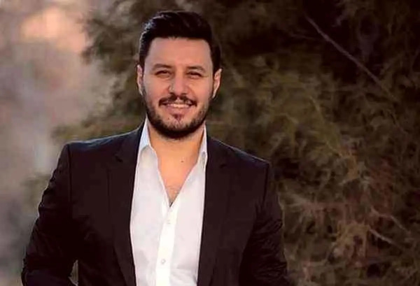 عکس پروفایل جواد عزتی