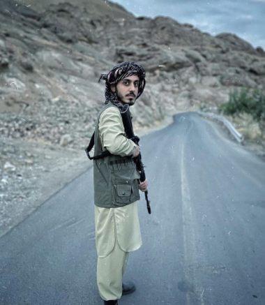 عکس بازیگر جواد افشار