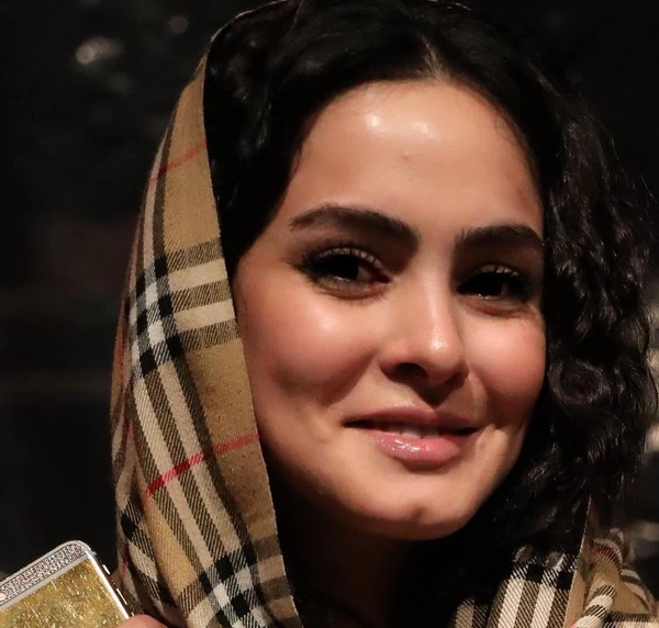 عکس بازیگر جواد افشار