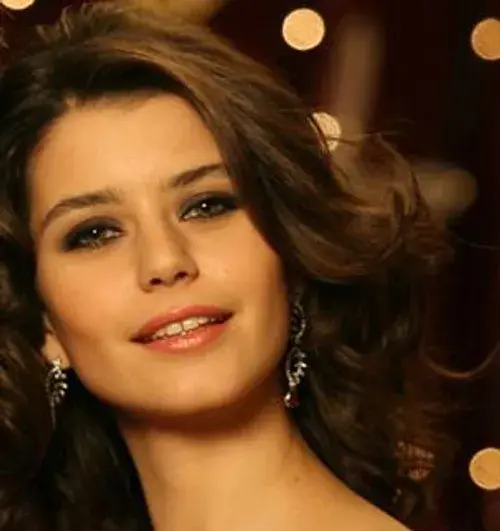 عکسهای جدید سمر در سریال عشق ممنوع