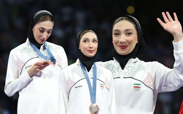 عکس مبینا دهقانی