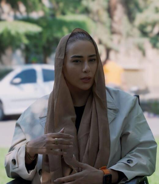 عکس مبینا نعمت زاده و ناهید کیانی