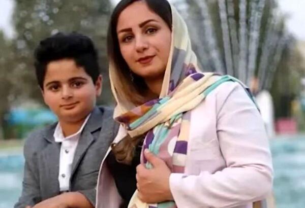 عکس مبینا آتشی و مادرش