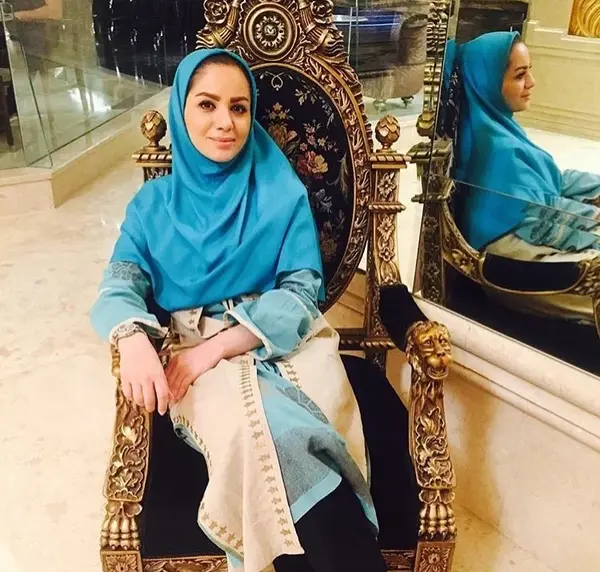 عکس مجری مبینا نصیری