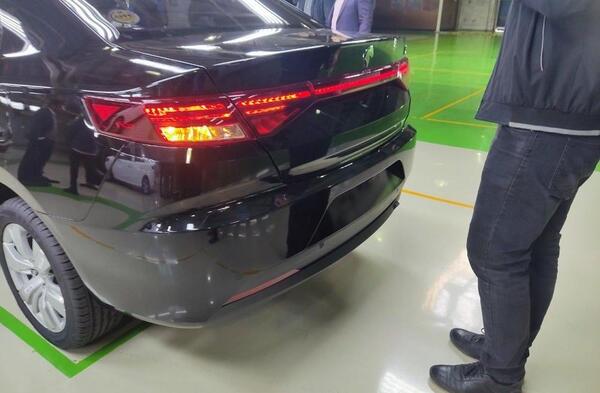 عکس عقب تارا v4