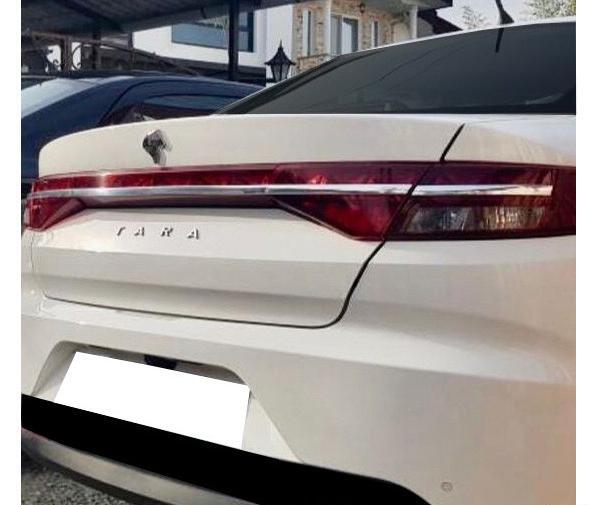 عکس چراغ عقب تارا v4