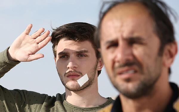 عکس دارا حیایی و پدرش
