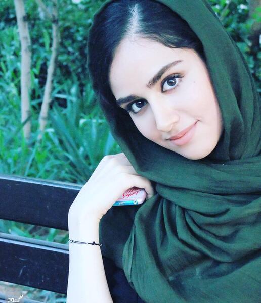 عکس بازیگر هانیه غلامی