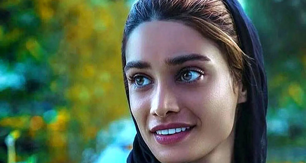 عکس بازیگر تینا آخوندتبار
