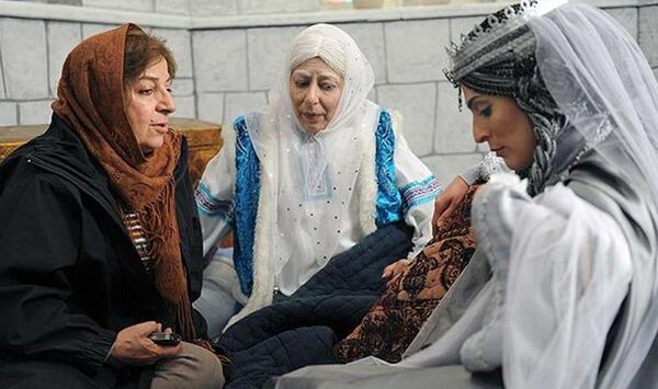 عکس بازیگران فیلم آب پریا