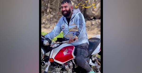 عکس پیمان آدیداس و وحید مرادی