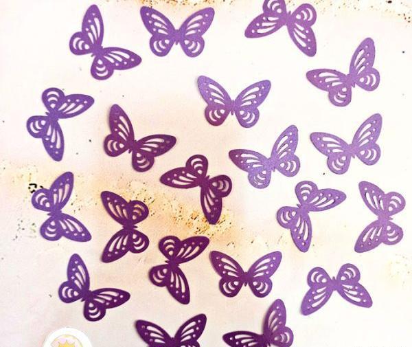 عکس مدل پروانه روی دیوار