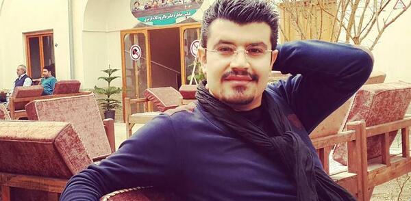 عکس پیمان در رادیو جوان