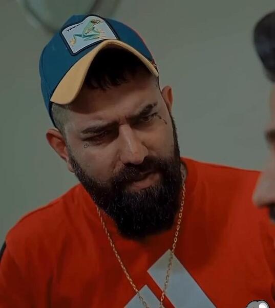عکس پیمان آدیداس لاتی