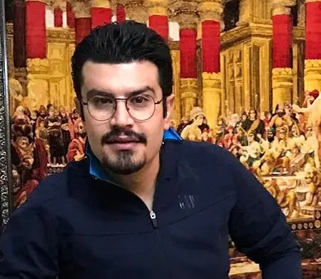 عکس پیمان طالبی و خانواده اش