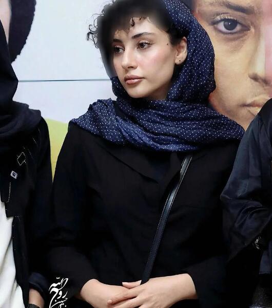 عکس پروانه هوش مصنوعی
