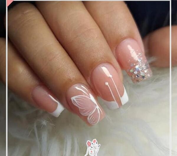 عکس طراحی پروانه روی ناخن