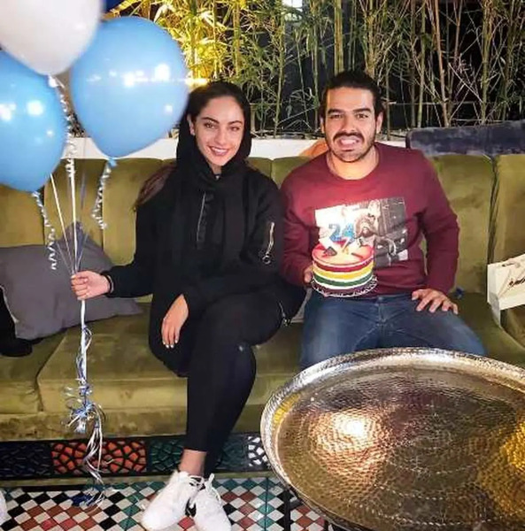 عکس بازیگر ترلان پروانه و همسرش