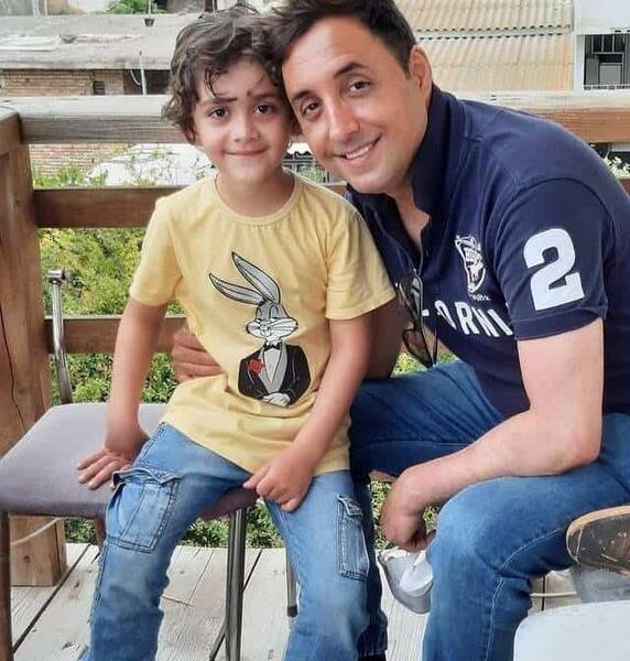 عکس پوریا مشتاق در دودکش