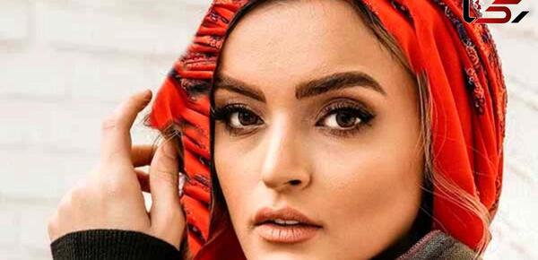 عکس نیلوفر پارسا و فرزندش