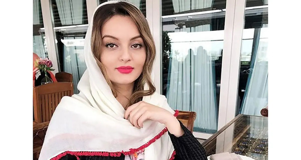 عکس نیلوفر پارسا با همسرش