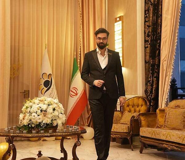 عکس ماکان آریا پارسا و همسرش