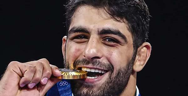 عکس پدر هادی ساروی